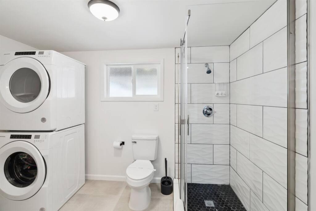 Holiday home Remodeled Gem - Bocceball - 8 Min To Oldtown